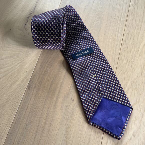 Vintage Nautica 100% Silk Tie - Geometric Pattern, Vibrant Colors - Picture 7 of 7